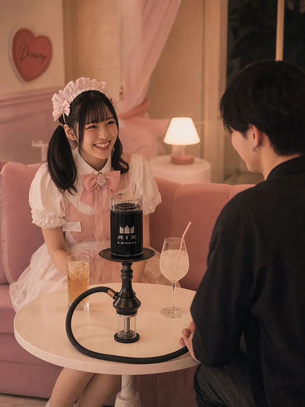 コンカフェでキャストが客と会話するテーブルに置かれたRIX